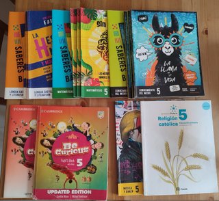 Libros de texto de 5° de primaria Karol Wojtyla.