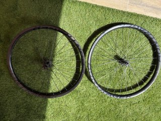 Ruedas Bontrager Kovee Pro30 aro(trasera fisurada)