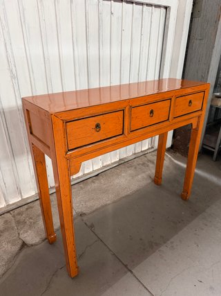 Consola de madera lacada NUEVA