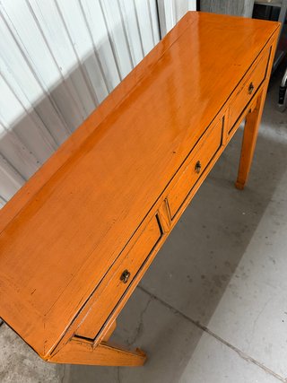 Consola de madera lacada NUEVA