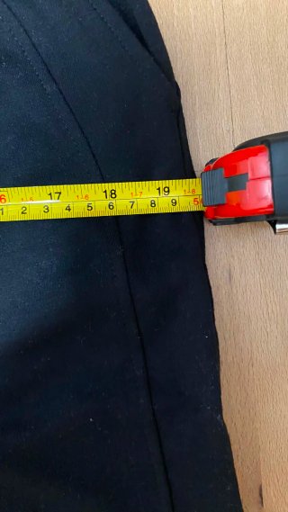 Pantalón chándal negro ancho Talla M
