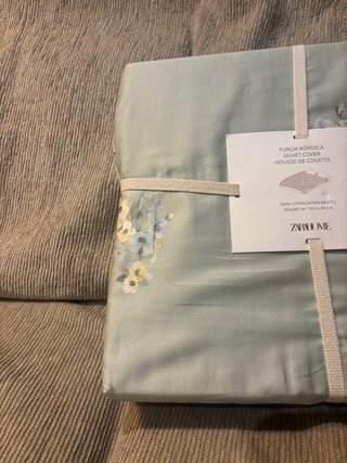 Funda nórdica verde con estampado floral