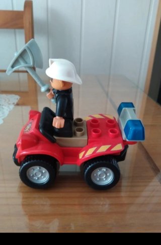 Coche Bombero Lego con Figura y Pico