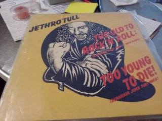 Vinilo Jethro Tull - Too Old To Rock 'N' Roll