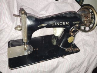 Máquina de coser Singer antigua