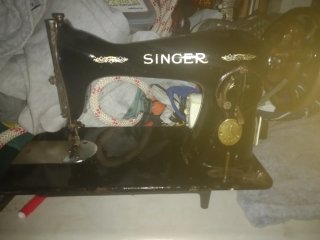 Máquina de coser Singer antigua