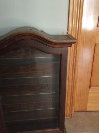 Vitrina de madera para restaurar
