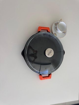 Cazuela LAVA hierro fundido con tapa