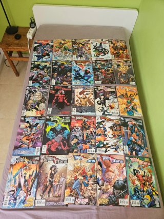 50 comics de Teen Titans en inglés