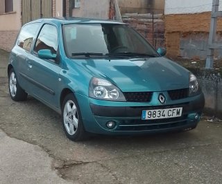 Renault Clio 2003