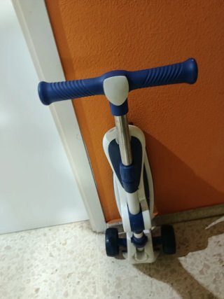 Patín infantil 3 ruedas azul y blanco y azul