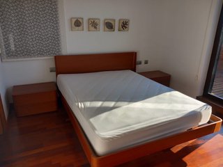 Conjunto Muebles Vivienda madera de cerezo