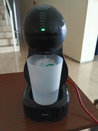 Cafetera Dolce Gusto Krups Negra
