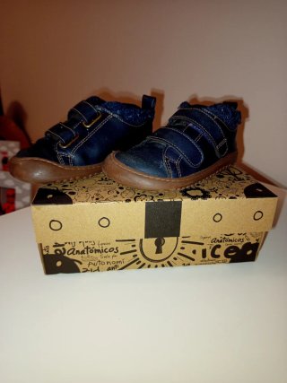 Zapato feroz Talla 26