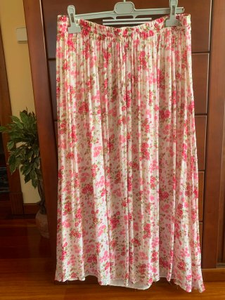 Falda Zara floral XL