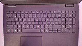 Portátil Dell i3/10th/16Gb/15"/NVMe(M.2)+HDD