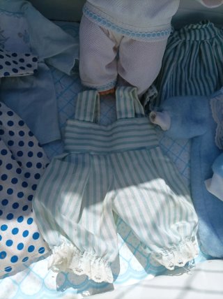 Muñeca Daypa con vestidos