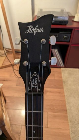 Bajo Hofner Negro