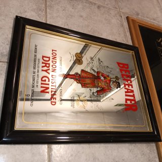 2 Cuadros Vintage Beefeater y Johnnie Walker