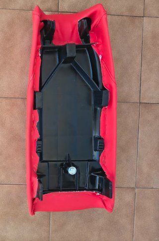 Asiento Moto Rojo FDX