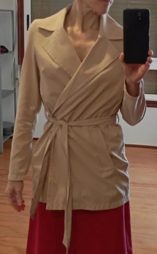 Chaqueta ligera ante beige