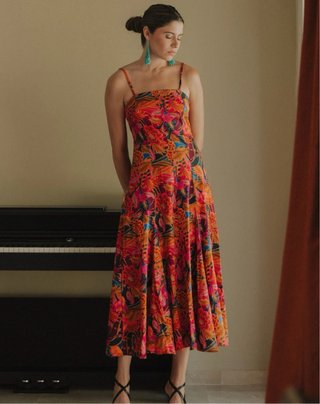 Vestido marca Pestana midi evasé estampado