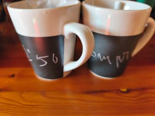 Juego de 2 tazas de cerámica