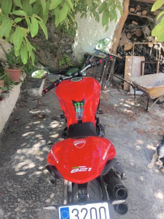 Ducati Monster 821 Roja 2016