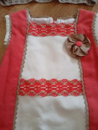 Conjunto vestido y chaqueta niña. Miranda