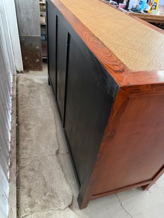 Aparador de madera maciza NUEVA