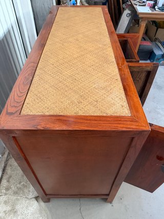 Aparador de madera maciza NUEVA