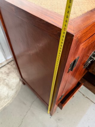 Aparador de madera maciza NUEVA
