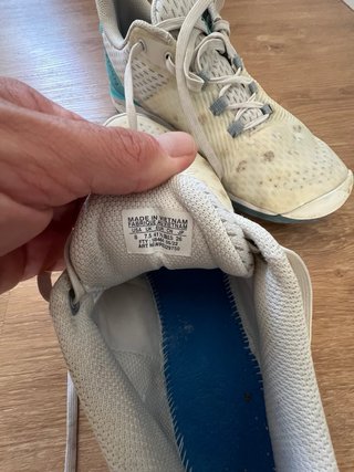 Zapatillas Wilson Blancas y Turquesa