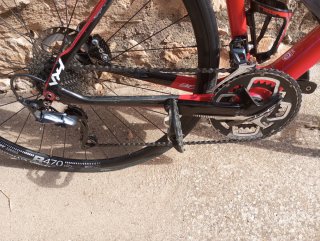 Bicicleta de carretera Felt naranja. Talla 54