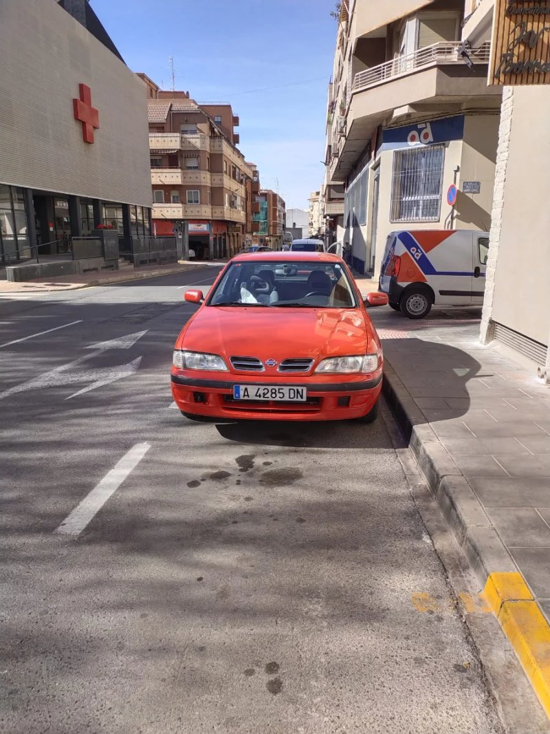 Nissan Primera 1999 - foto 1
