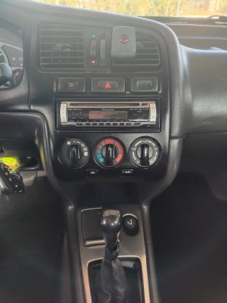 Nissan Primera 2000