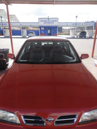 Nissan Primera 2000