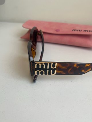 Gafas de Sol Miu Miu Tortoise