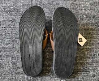 Chanclas de dedo hombre talla 43-44 (A ESTRENAR)
