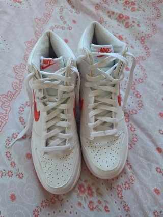 Zapatillas Nike Mujer Blancas y Rojas