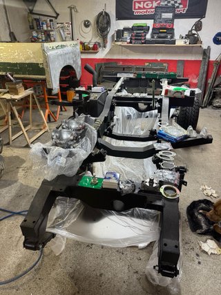 Land Rover Santana 1980( proyecto de restauracion)