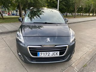 Peugeot 5008 Allure 2.0 BlueHDI 150 CV 2015