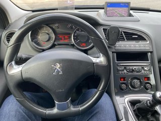 Peugeot 5008 Allure 2.0 BlueHDI 150 CV 2015