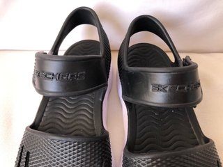 Sandalias Skechers Negras Talla 36