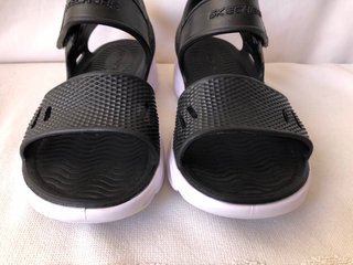 Sandalias Skechers Negras Talla 36