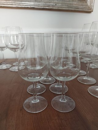 Copas de vino IKEA transparentes