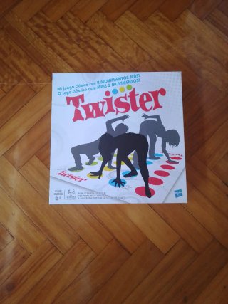 Juego Twister Hasbro