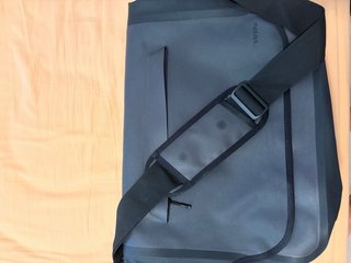 Alforja impermeable bici para portátil 15L