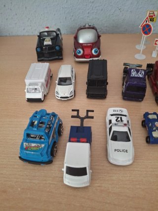 Lote coches y señales tráfico niños