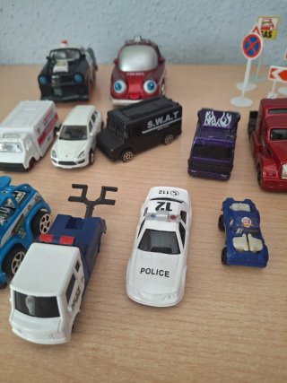 Lote coches y señales tráfico niños
